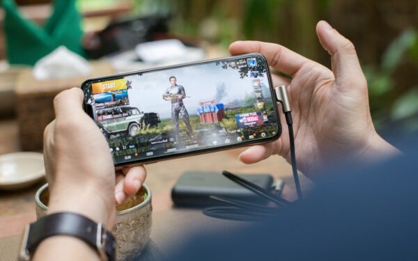 Augmented reality on your phone is quietly reshaping mobile gaming