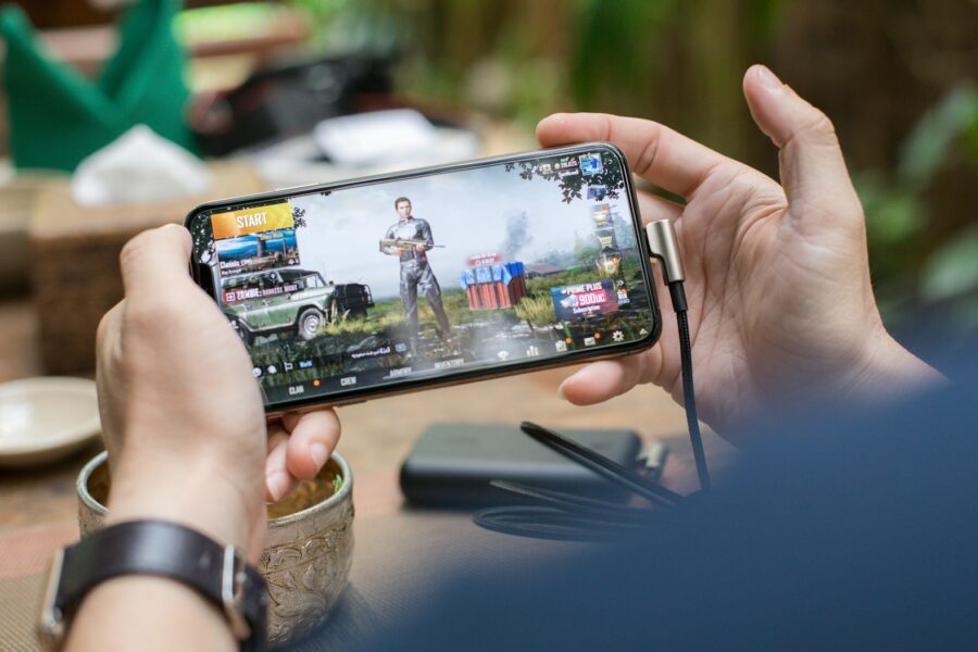 Augmented reality your phone quietly reshaping mobile gaming