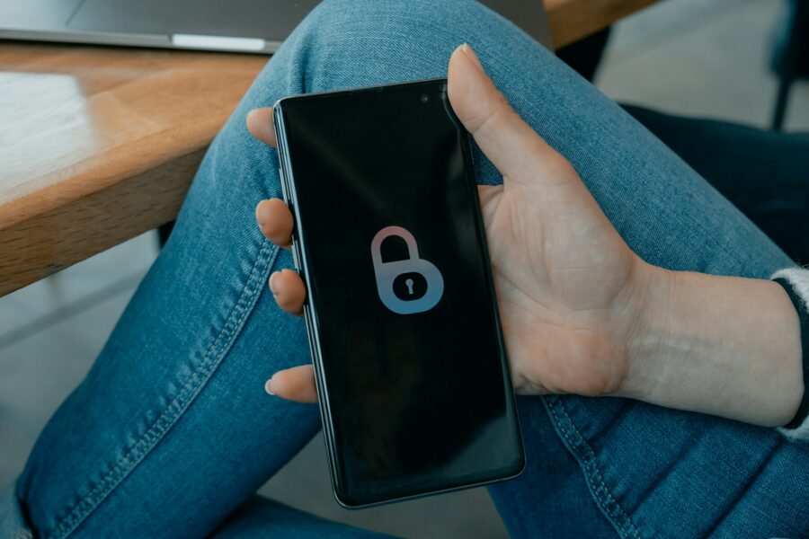 Smartphone authenticator app security codes