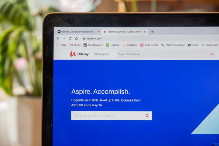 Email phishing warning computer screen