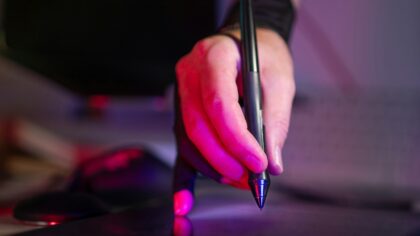Color e-ink tablets: how they work and when they beat regular tablets