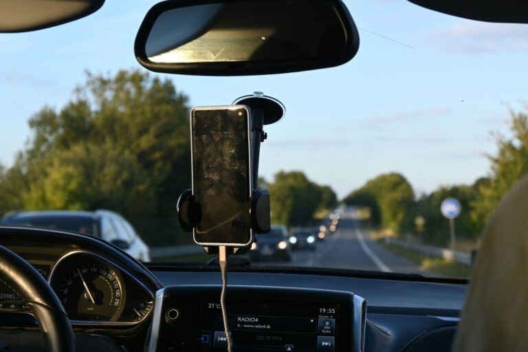 Car phone mount usb car charger