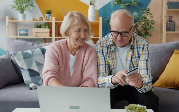 How to avoid online shopping scams and keep your payment details safe