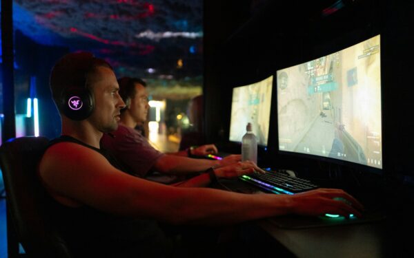 How to build a healthy competitive mindset in online ranked play
