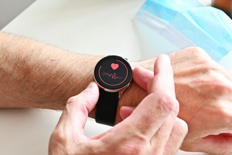 Smartwatch heart rate gym workout