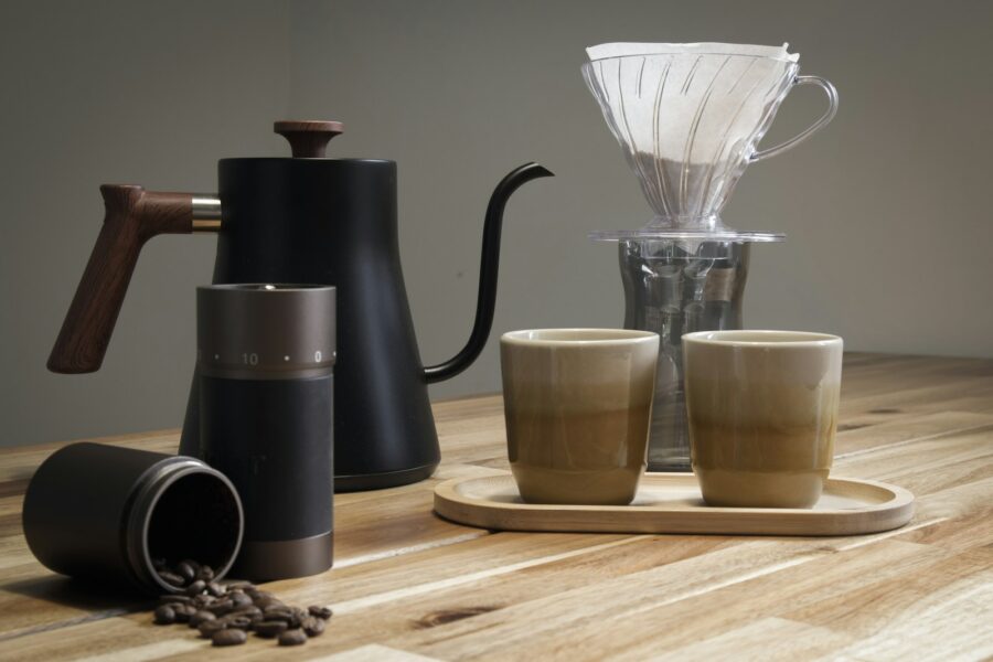 Coffee scale grinder kettle home brewing