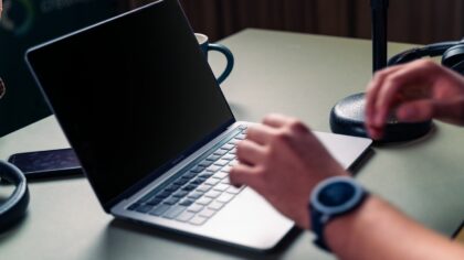 Modern screenshot and screen recording tools that make explanations clearer