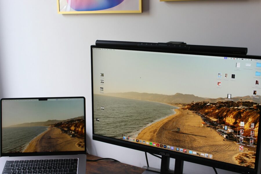Portable monitor laptop dual screen desk
