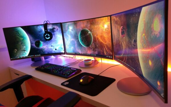 Ultrawide PC monitors and curved screens explained for immersive play