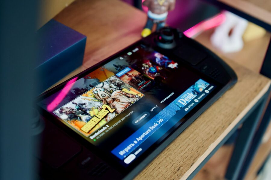 Steam deck oled handheld gaming console