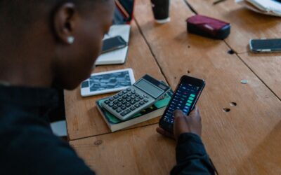 Everyday mobile habits that quietly keep your phone safer