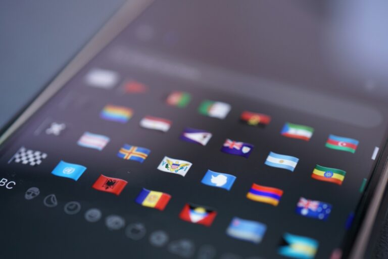 Smartphone table interface