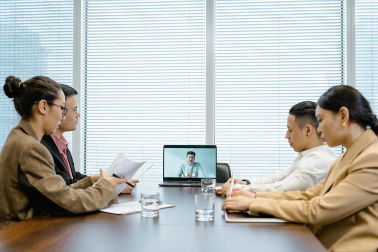 Online meeting transcription