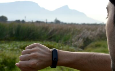 How fitness wearables and health apps are quietly reshaping your mobile life