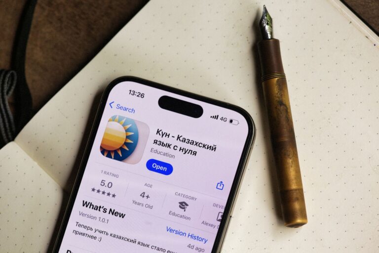 Smartphone language learning