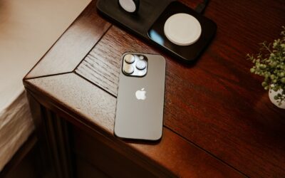 How MagSafe-style magnetic gear is changing phone mounts, wallets and chargers