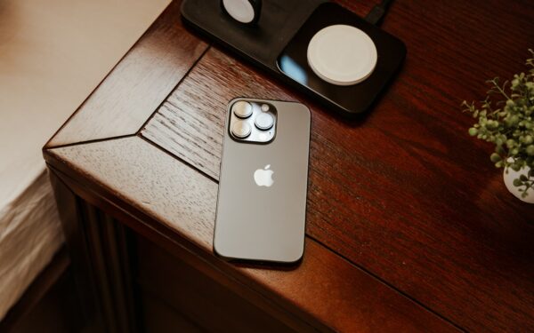 How MagSafe-style magnetic gear is changing phone mounts, wallets and chargers