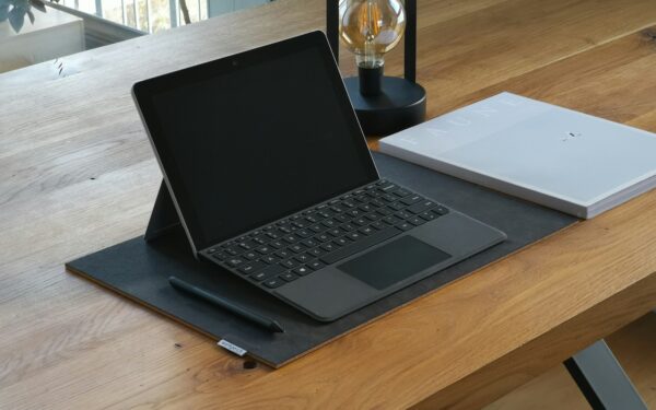 How tablet‑laptop hybrids are becoming the most flexible gadget in your tech bag