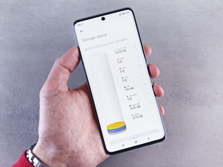 Smartphone storage settings