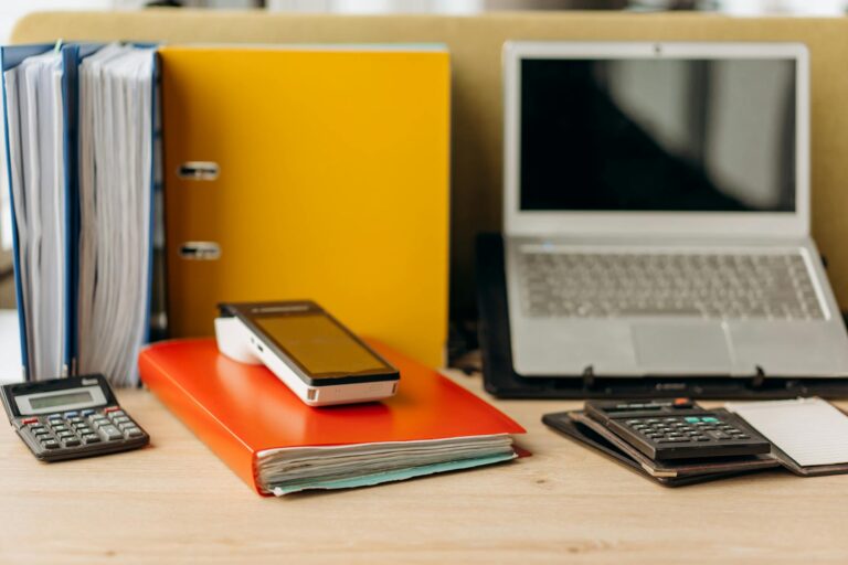 Organized digital desktop