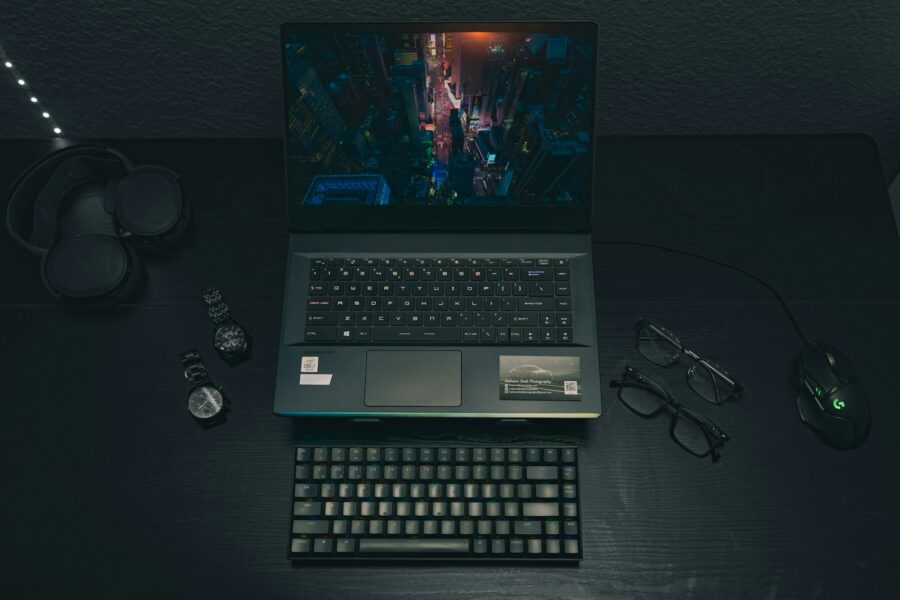 Gaming laptop desk