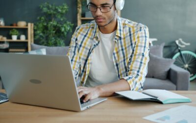 Smart desk essentials for students who work and study in the same small space