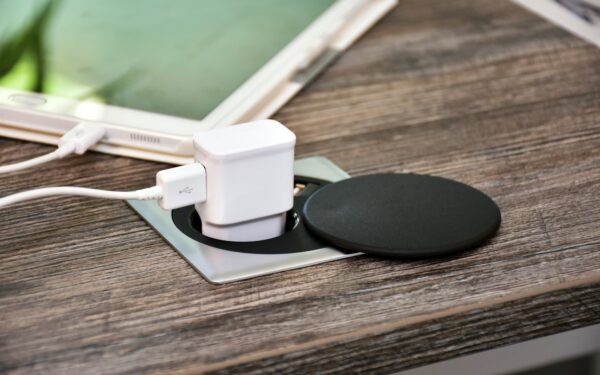 Smart power banks and portable chargers that are worth carrying in 2026