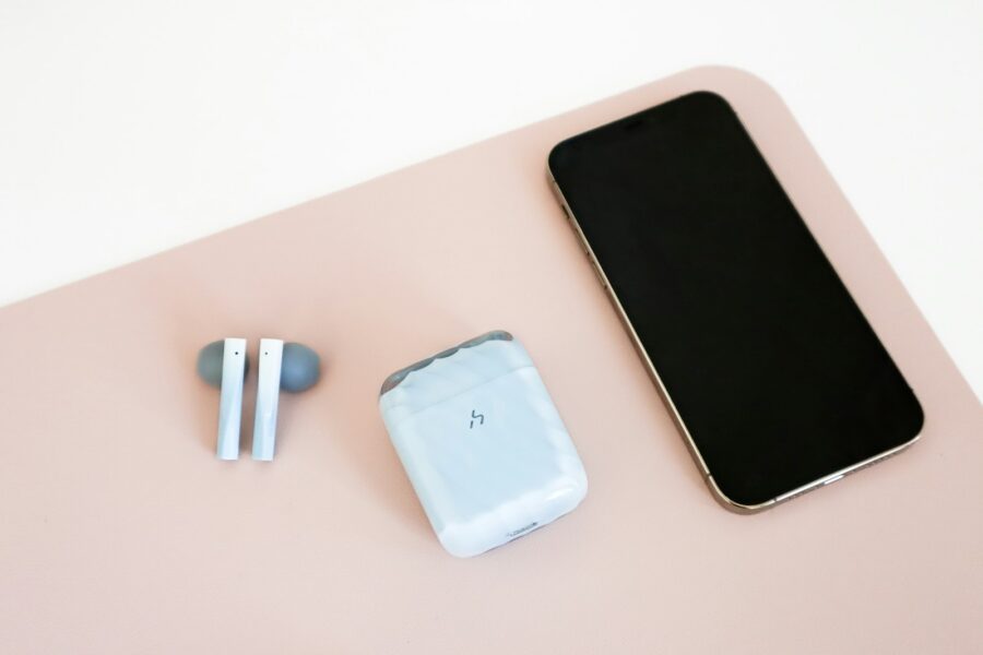 Smartphone accessories desk