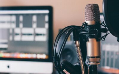Everyday creator kit: useful microphones and gadgets that improve your videos and calls