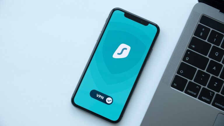 Laptop smartphone vpn