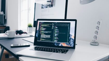 How AI-powered browsers are turning the web into a more personal workspace