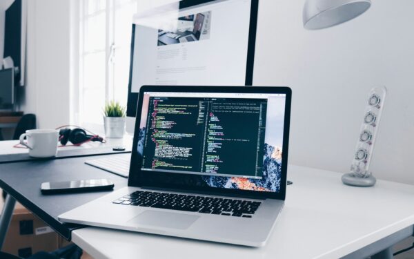 How AI-powered browsers are turning the web into a more personal workspace