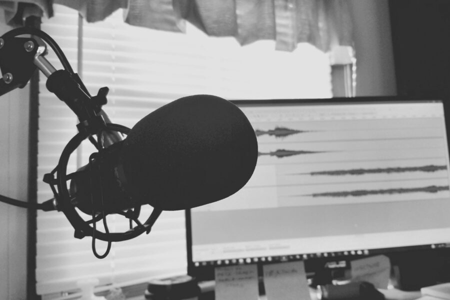 Microphone recording studio