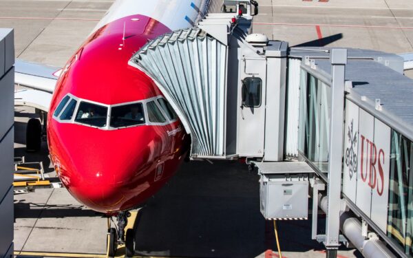 How airlines are turning to biometrics to speed up airport check‑in and boarding