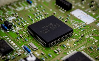 How edge AI is moving intelligence from the cloud to your pocket