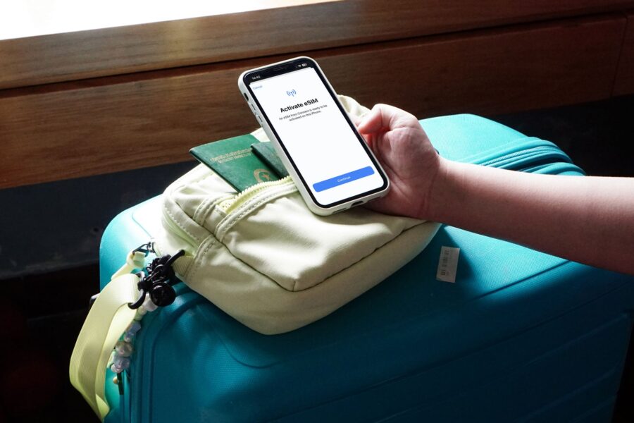Traveler using esim