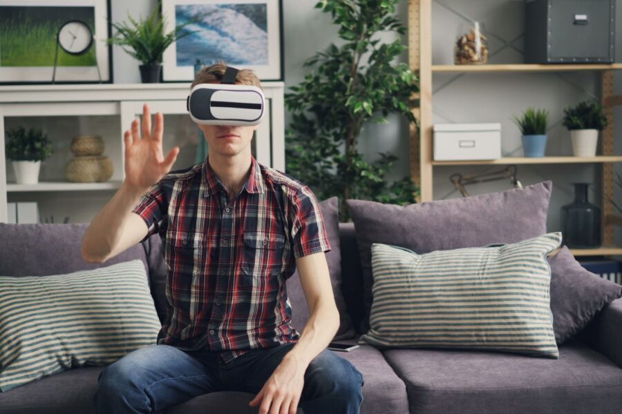 Mixed reality headset