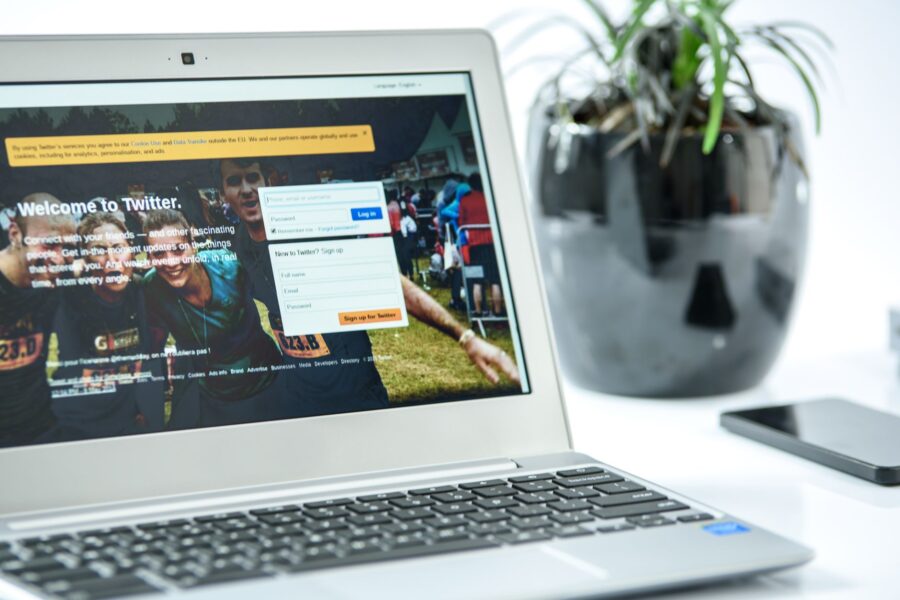 Laptop smartphone passkey