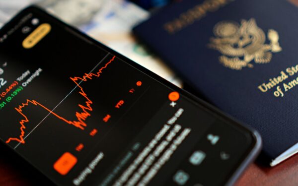 How travel budgeting apps help you see more of the world without overspending