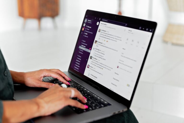 Laptop screen outlook