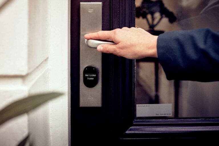 Smart lock phone